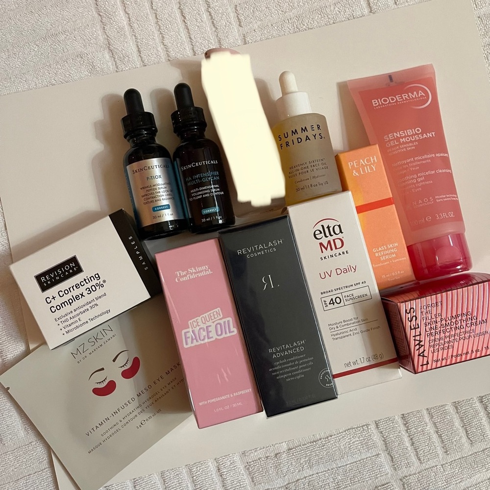 **NEW** LARGE SKINCARE BUNDLE